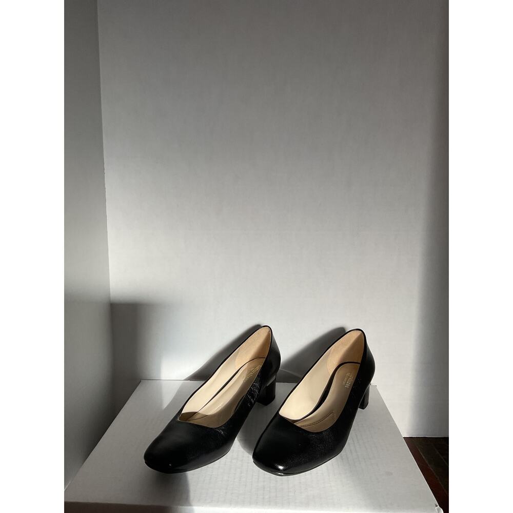Naturalizer - Wanda - Black Leather Square Toe Pumps -2” Block Heel - size 9.5M